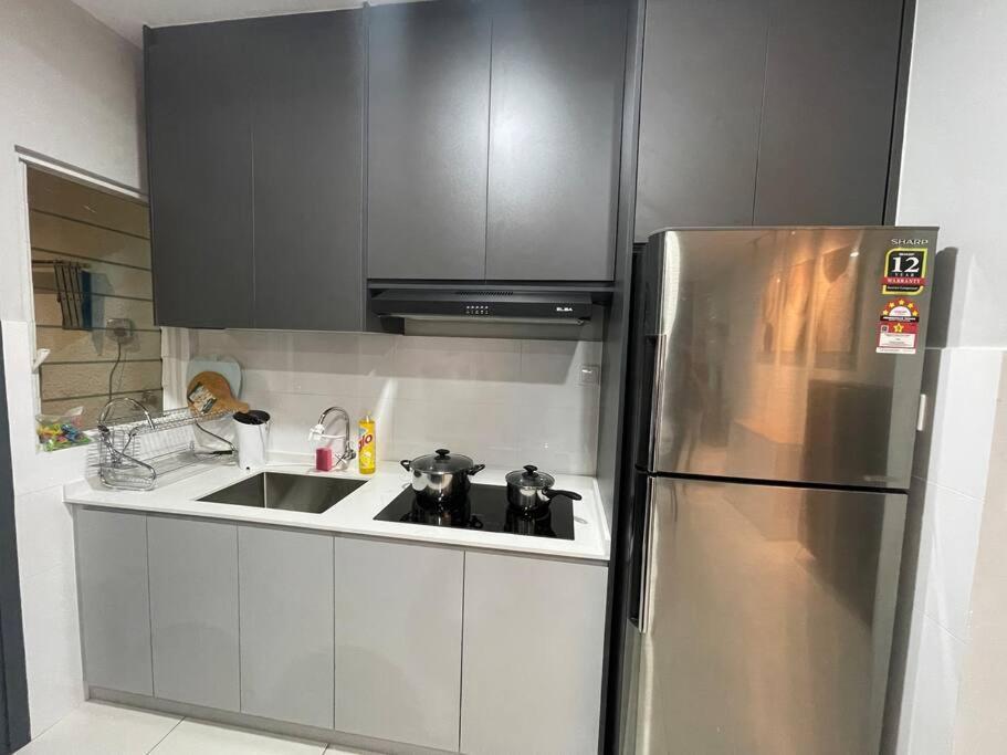 Apartment Inspirasi Mont Kiara 3 Balcony Free Wifi & Carpark By The Homez