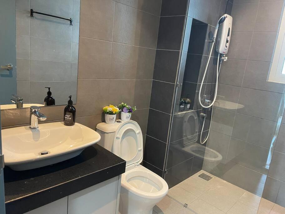 Inspirasi Mont Kiara 3 Balcony Free Wifi & Carpark By The Homez * Kuala Lumpur