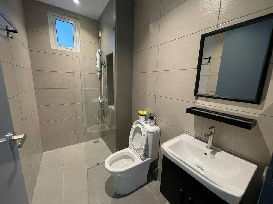 Inspirasi Mont Kiara 3 Balcony Free Wifi & Carpark By The Homez Kuala Lumpur