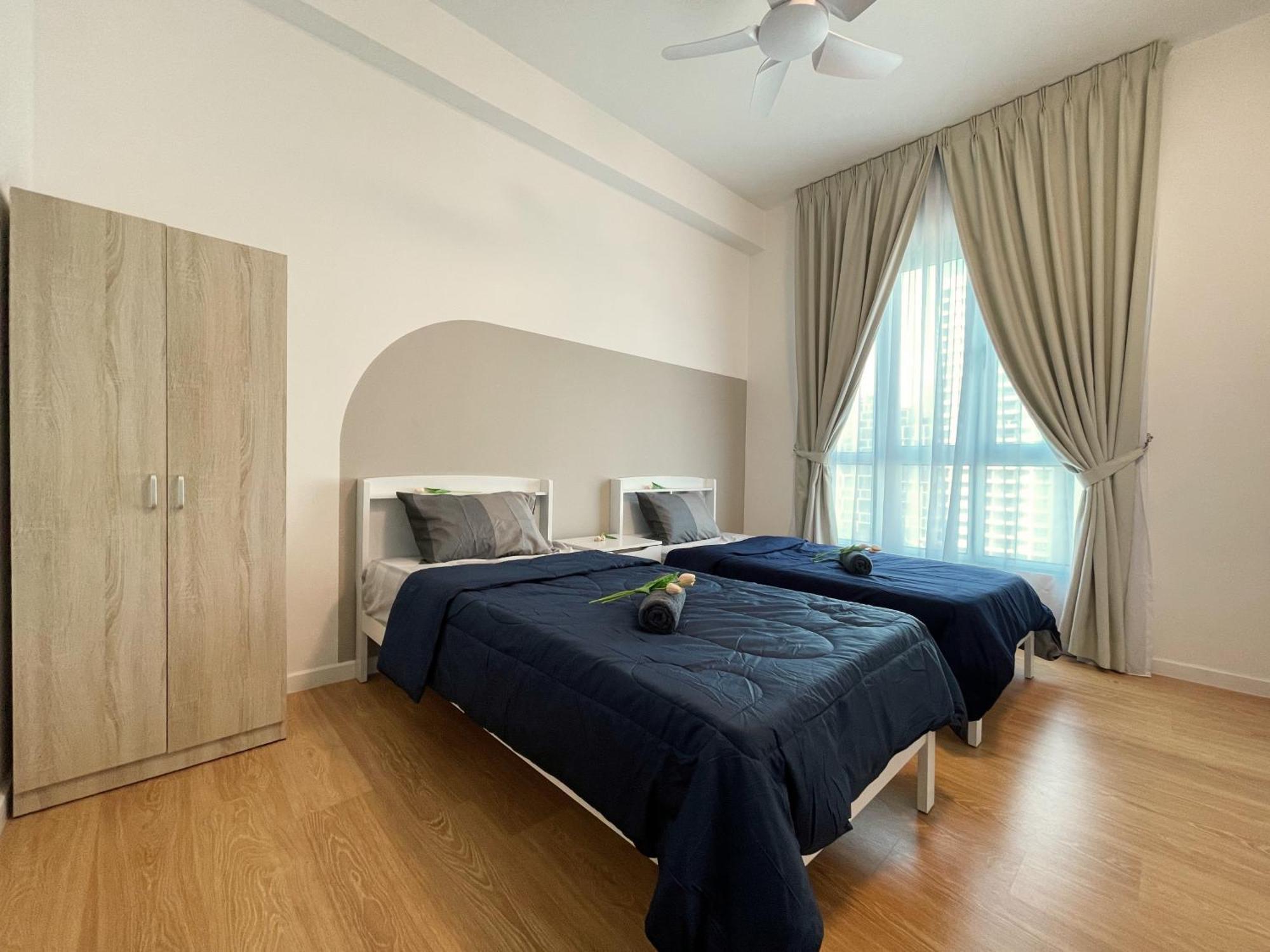Apartment Inspirasi Mont Kiara 3 Balcony Free Wifi & Carpark By The Homez