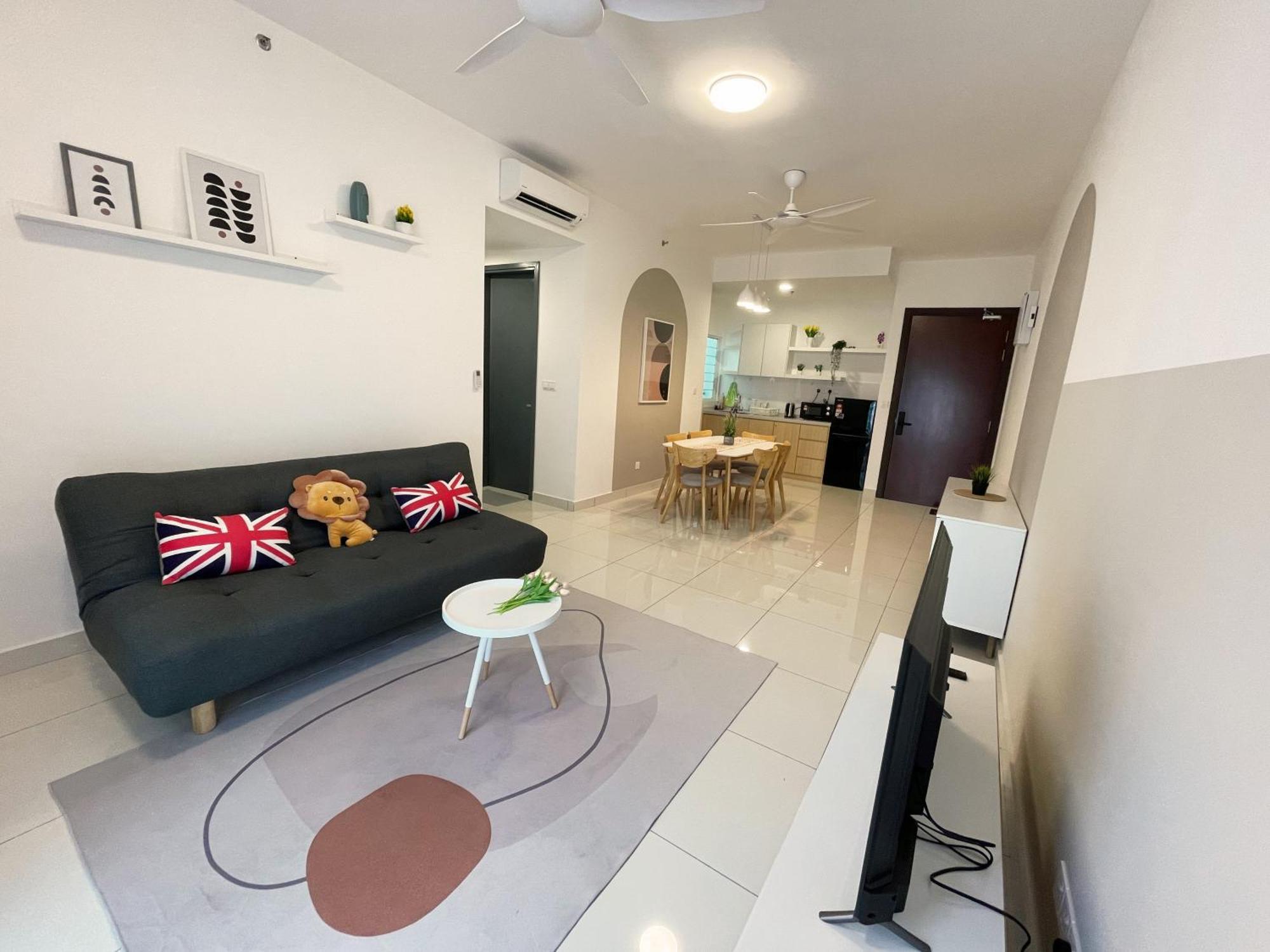 Apartment Inspirasi Mont Kiara 3 Balcony Free Wifi & Carpark By The Homez Kuala Lumpur