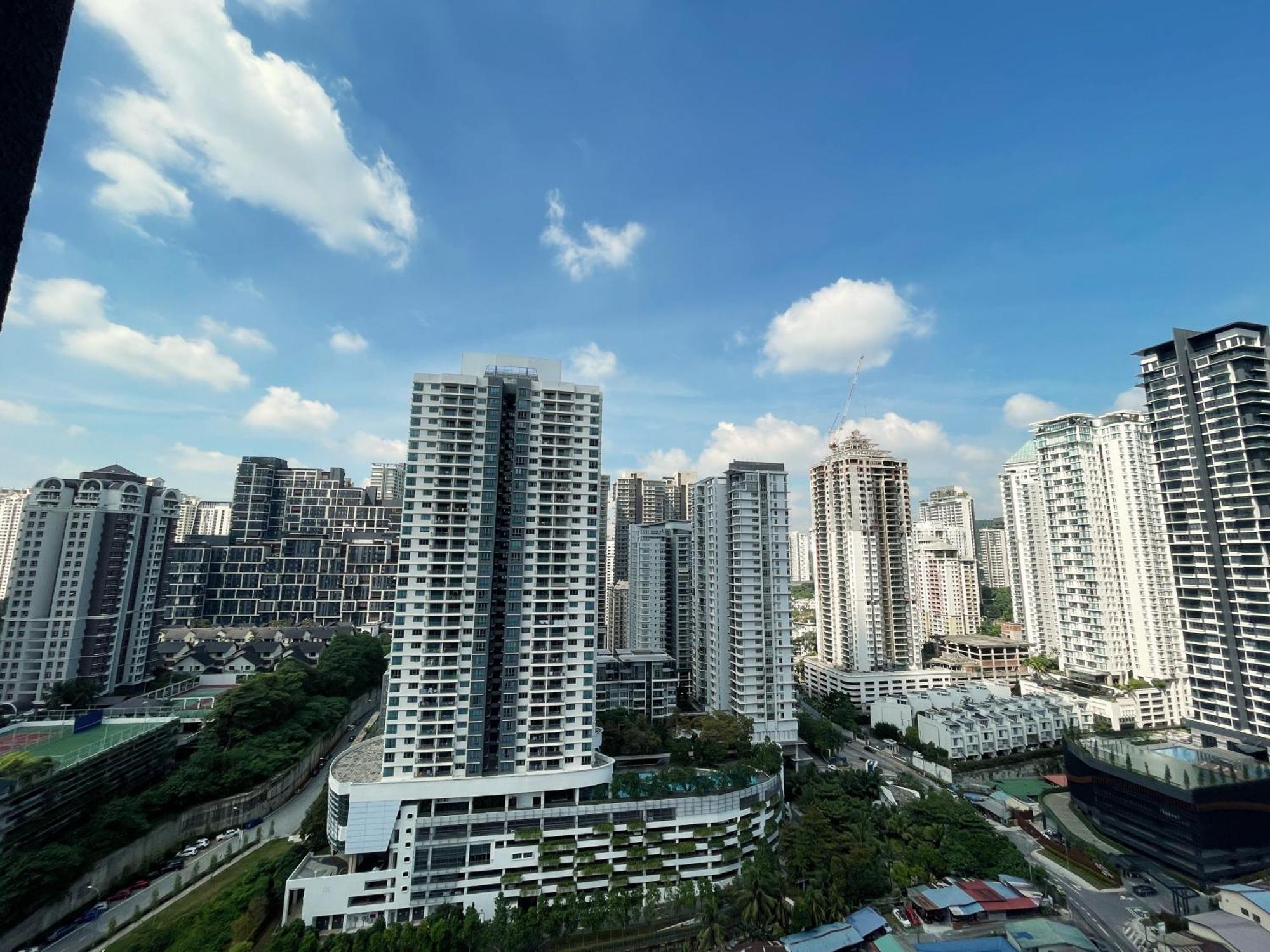 Inspirasi Mont Kiara 3 Balcony Free Wifi & Carpark By The Homez Kuala Lumpur
